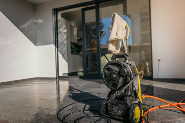 Best Factory Floor Cleaning  in Leesburg, FL